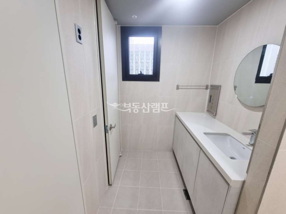 서울 강남구 역삼동 테라스 넓고 전망좋은 신축 첫입주! 사무실 임대 월세 매물번호 14720 사진 6