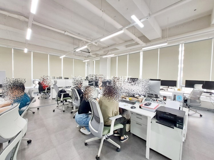 서울 강남구 역삼동 논현로 대로변 화이트톤 노출천장인테리어 사무실 월세 매물번호 14779 사진 3