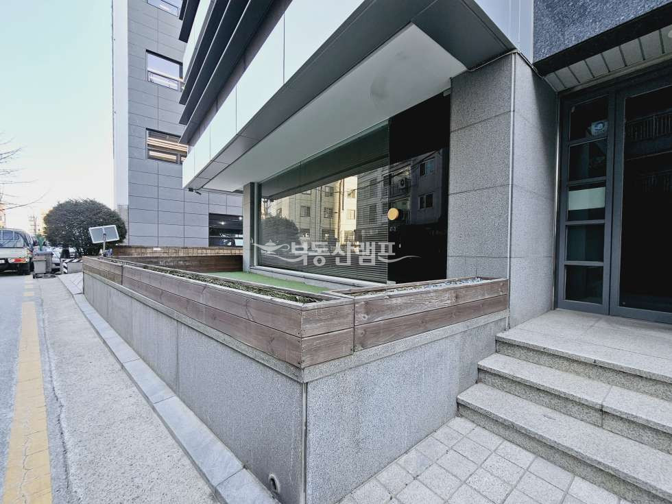 서울 강남구 삼성동 삼성업무시설동 삼성동 지정주차3대 룸3 인테리어 예쁜 1층 사무실 월세 매물번호 14941 사진 6