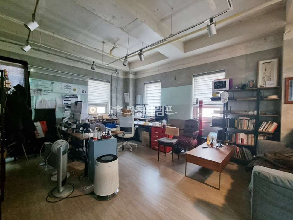서울 강남구 논현동 내외관 깔끔한 관리잘되는 논현동 사무실 임대 월세 매물번호 15041 사진 7