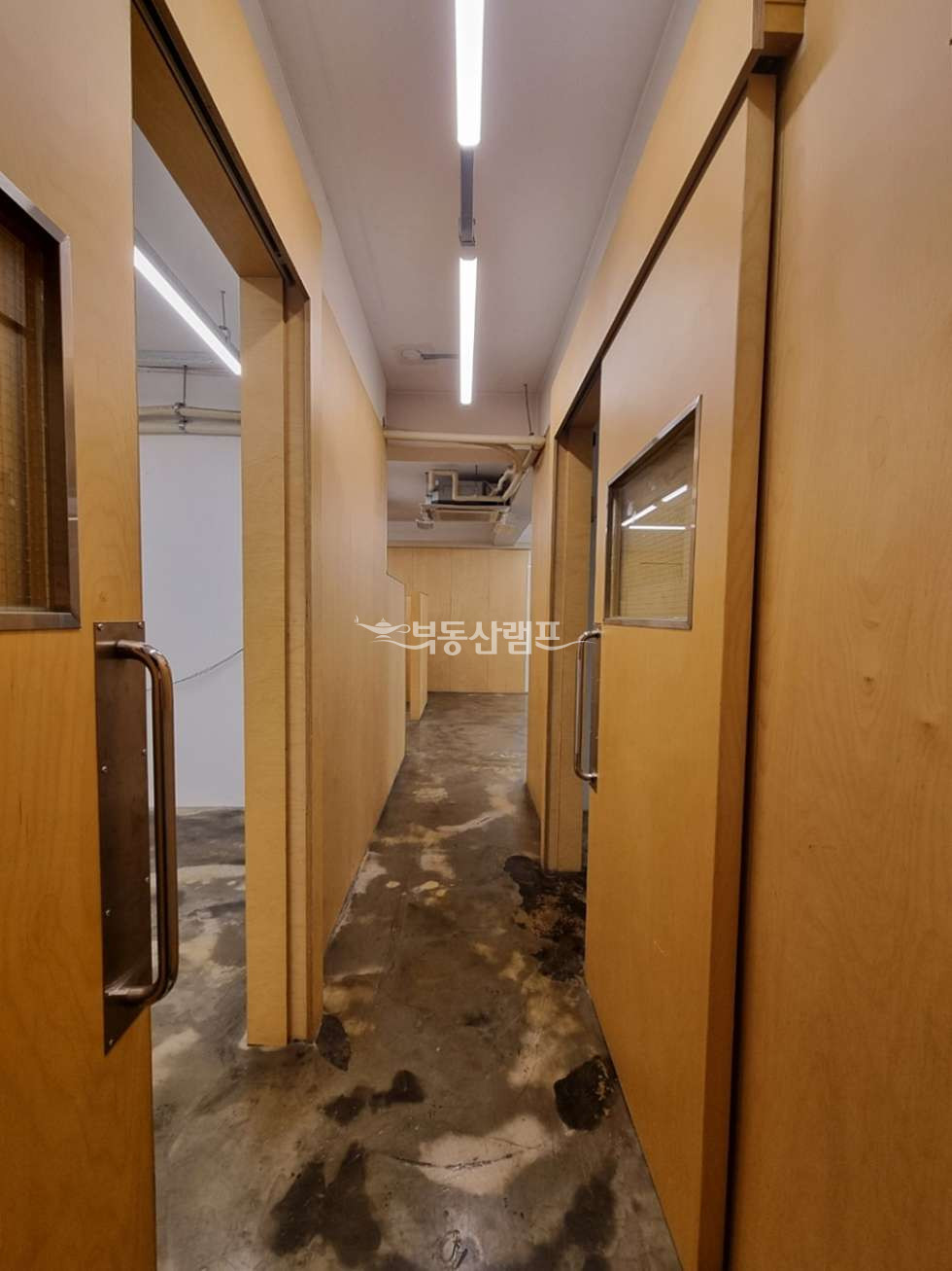 서울 강남구 논현동 A급 인테리어 사무실 소개합니다/ 공유오피스추천! 월세 매물번호 15053 사진 6