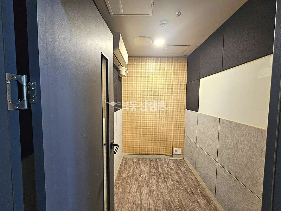 서울 강남구 신사동 댄스, 보컬 연습실 완비 월세 매물번호 15227 사진 3