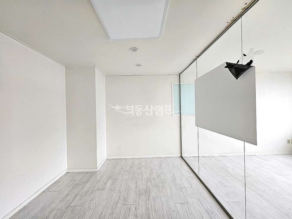 서울 강남구 역삼동 역삼동 초역세권 오피스텔 사무실 월세 매물번호 15232 사진 4