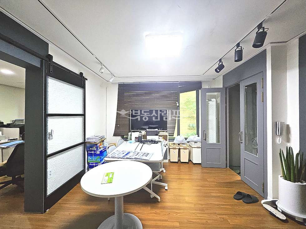 서울 서초구 방배동 방배동 매우 저렴한 주택형 사무실 통임대 월세 매물번호 10959 사진 6