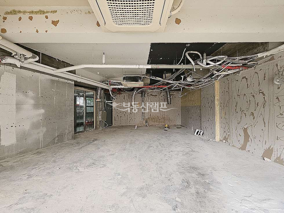 서울 강남구 신사동 압구정 무권리 1층 코너상가 월세 매물번호 15269 사진 7