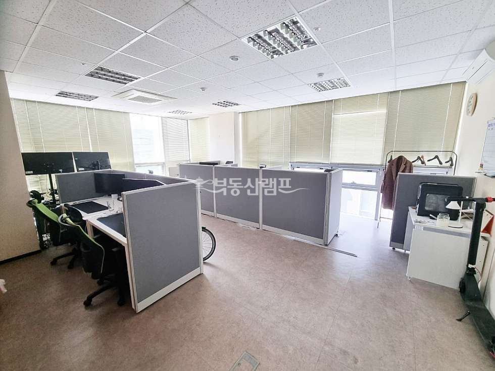 서울 강남구 논현동 언주역 대로변 가시성좋은 인테리어 사무실 월세 매물번호 10416 사진 7
