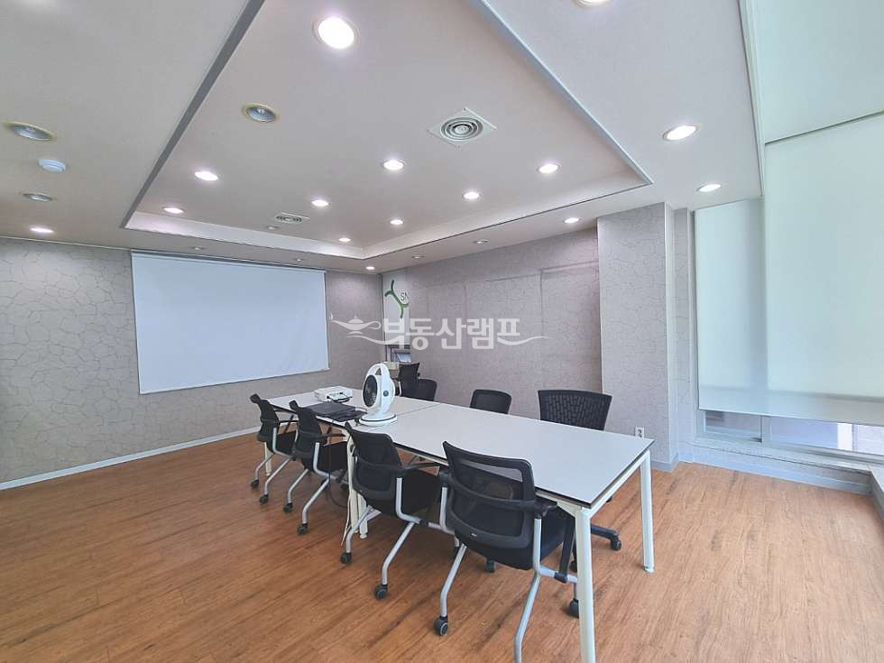 서울 강남구 역삼동 역삼역 룸4 천정형냉난방기 인테리어 사무실 월세 매물번호 10460 사진 5