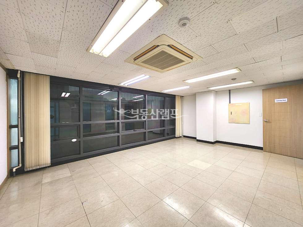 서울 강남구 역삼동 역삼역 자주식주차2대 실51p 가성비 굿 사무실 월세 매물번호 10574 사진 3