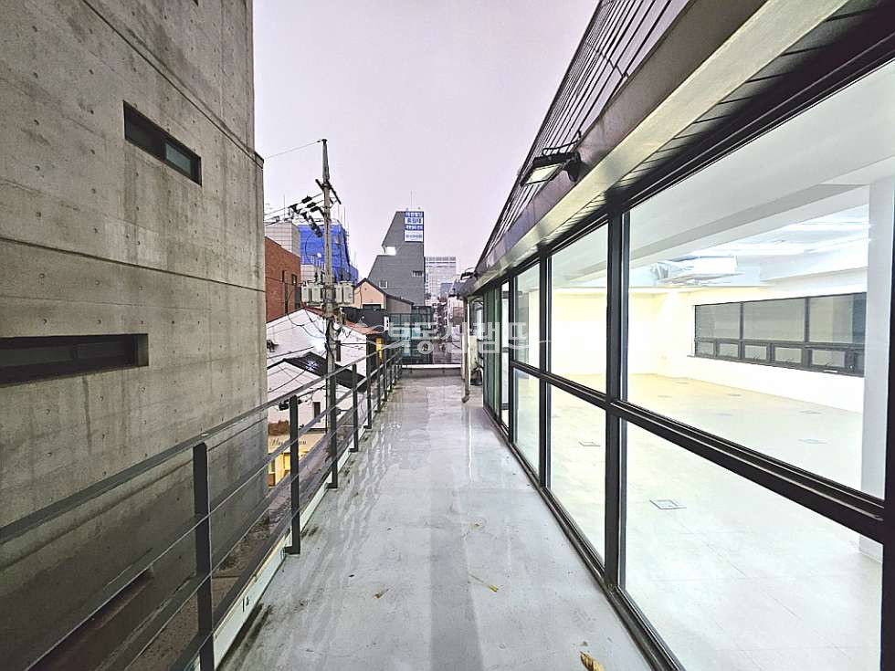 서울 강남구 논현동 을지병원사거리 인근 테라스 단독 사무실 월세 매물번호 10611 사진 8